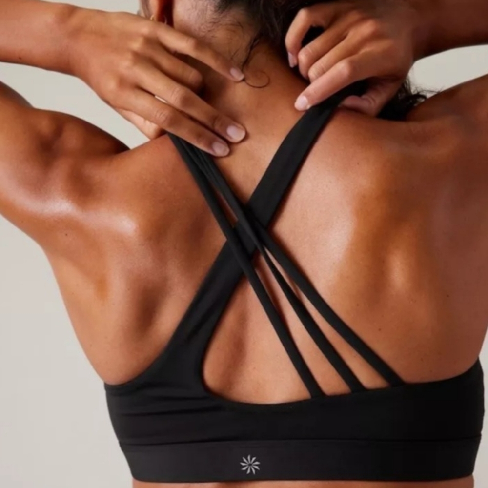 Athleta Train Free Black Sports Bra Size Medium M Tank
